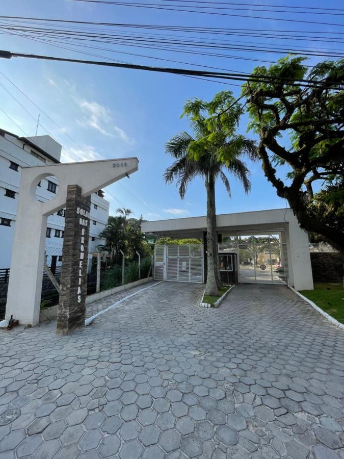 Apto Em Condominio No Centro De Bombinhas, Proximo Da Praia Luaran gambar